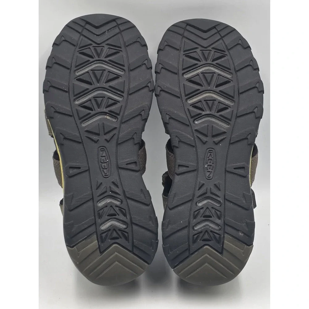 KEEN Newport Kids Size 3 Big Kids Green Water Sandals Closed Toe